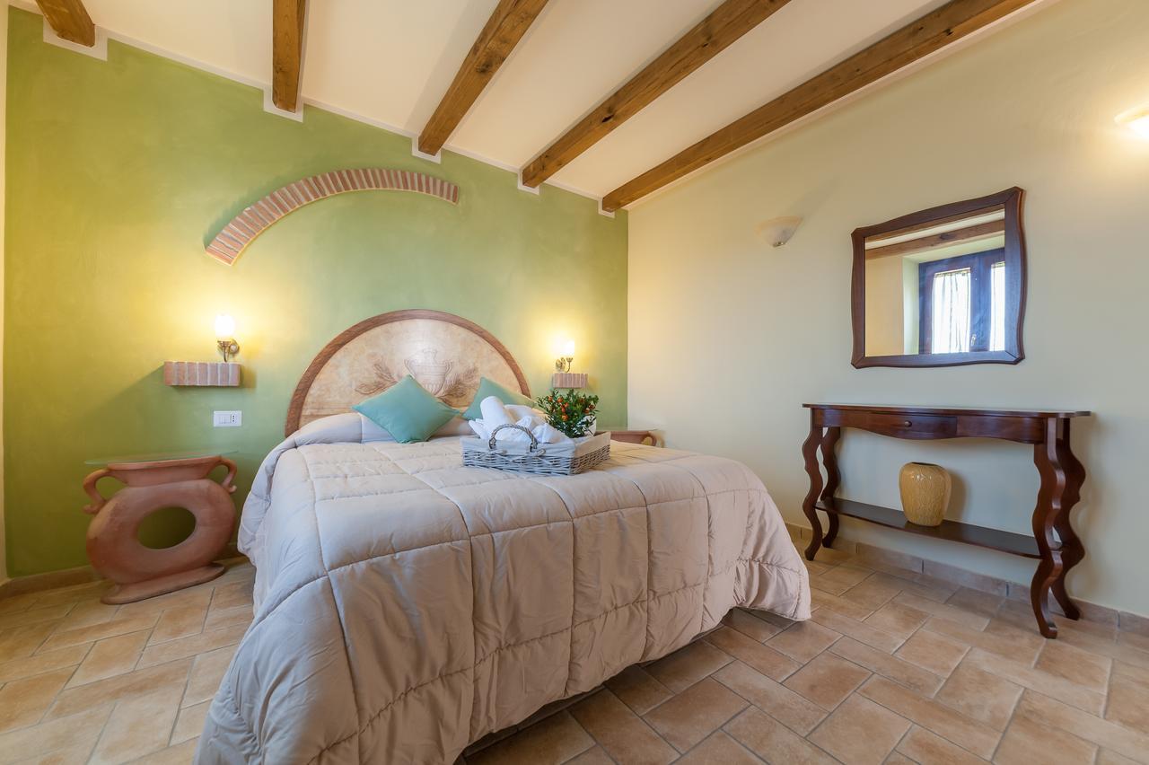 El Molino Agriturismo Fonteblanda Bagian luar foto